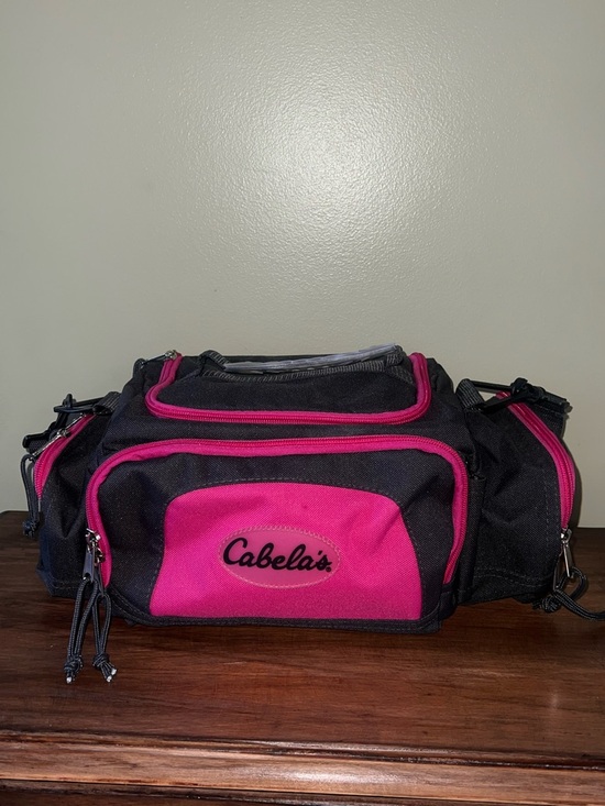 Cabela's Handbags - Cabela's Black and Hot Pink Women's Travel Utility Bag